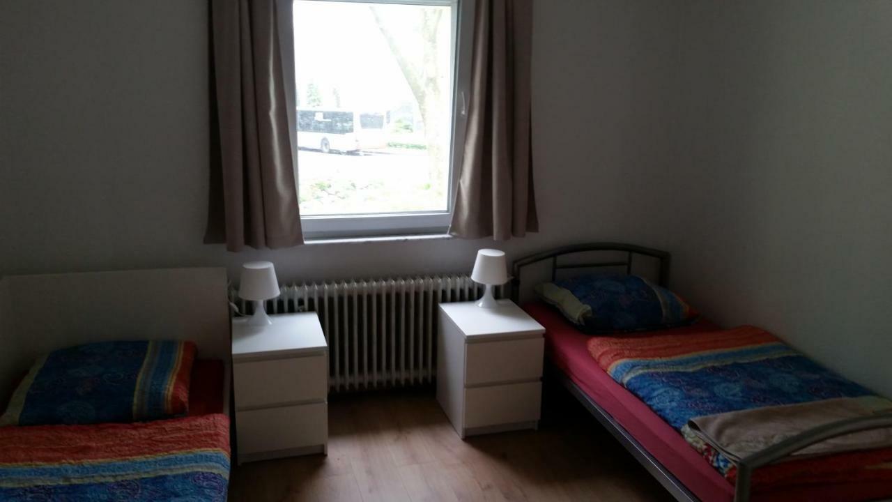 Ferienwohnung Surova Köln